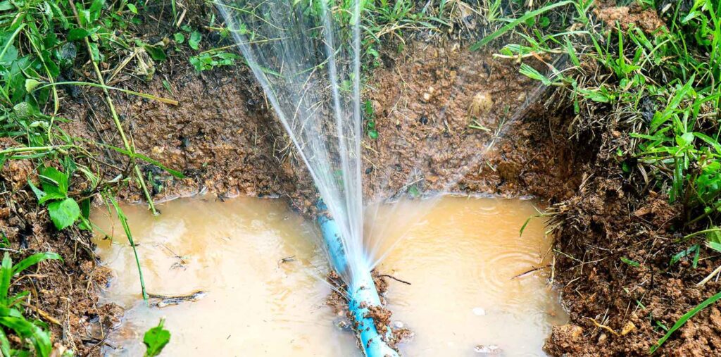sunshine coast burst pipe what to do